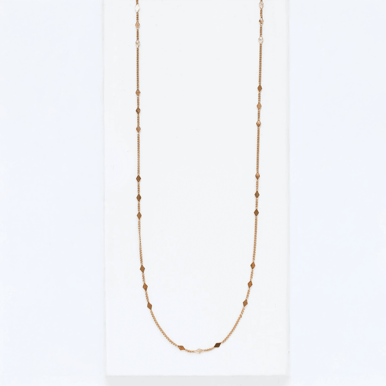 Basic Rhombus Necklace