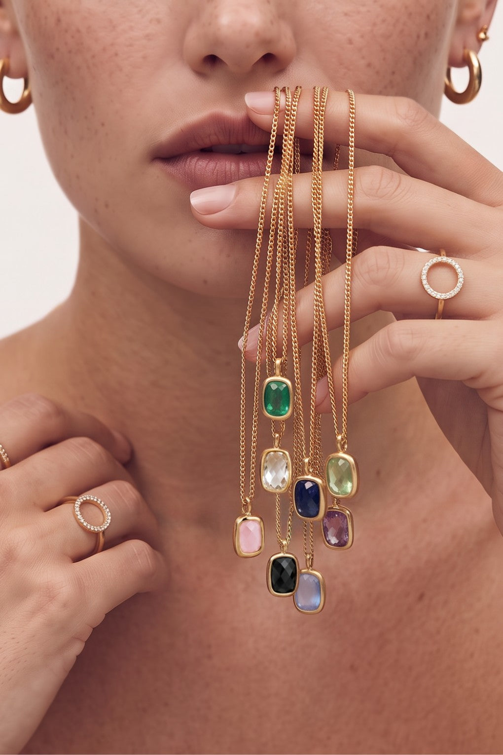 Vika Necklace