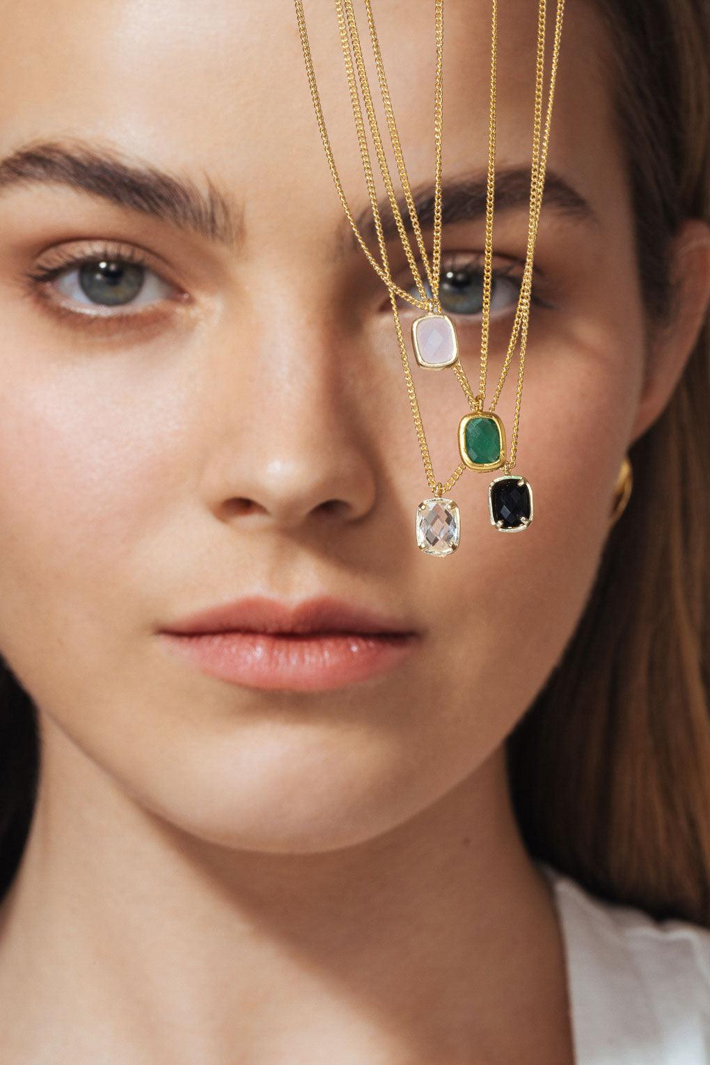 Vika Necklace