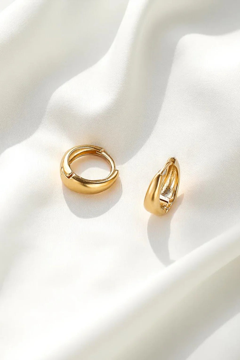 Small Costa Earrings