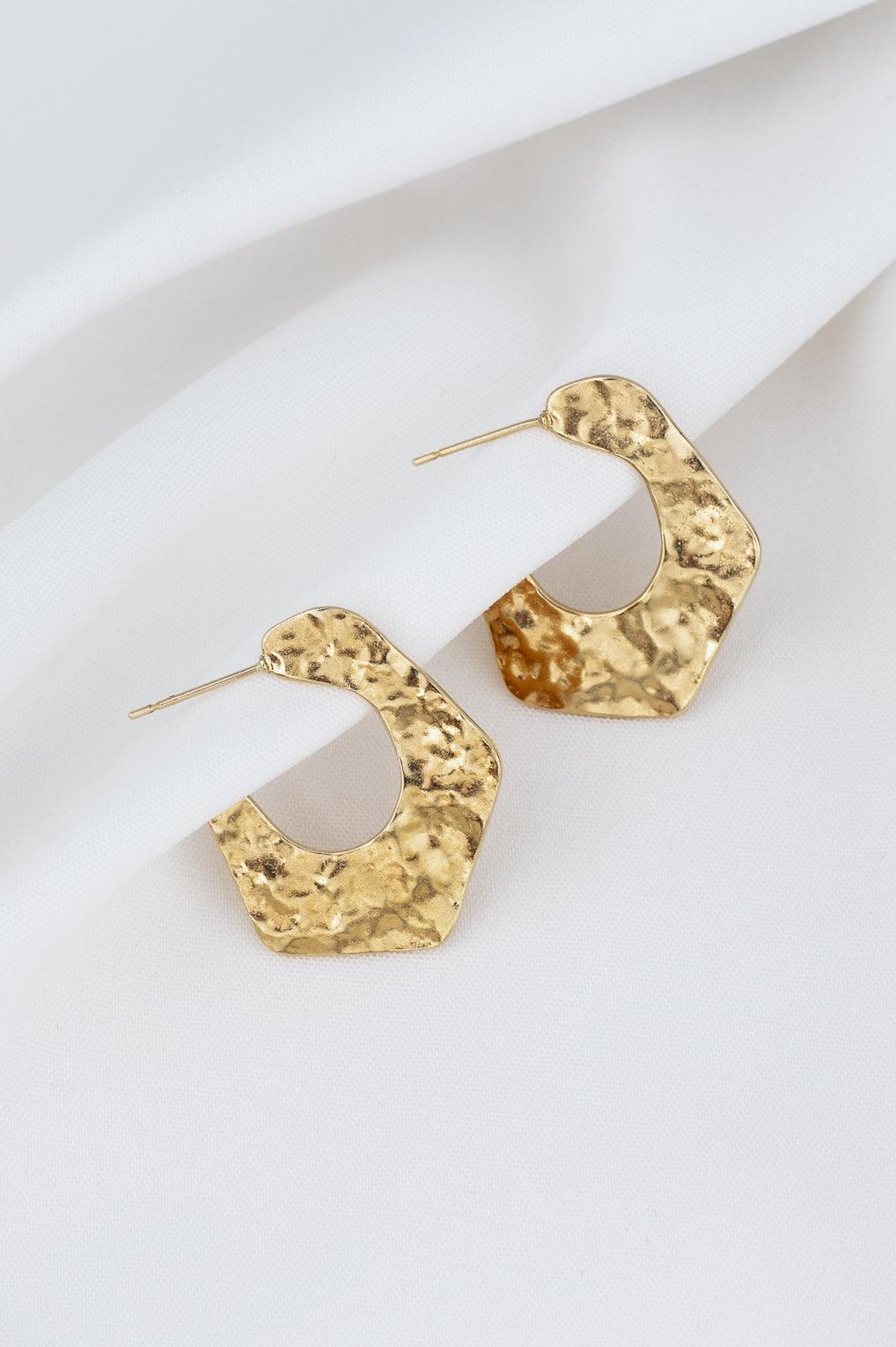 Ira Earrings Gold