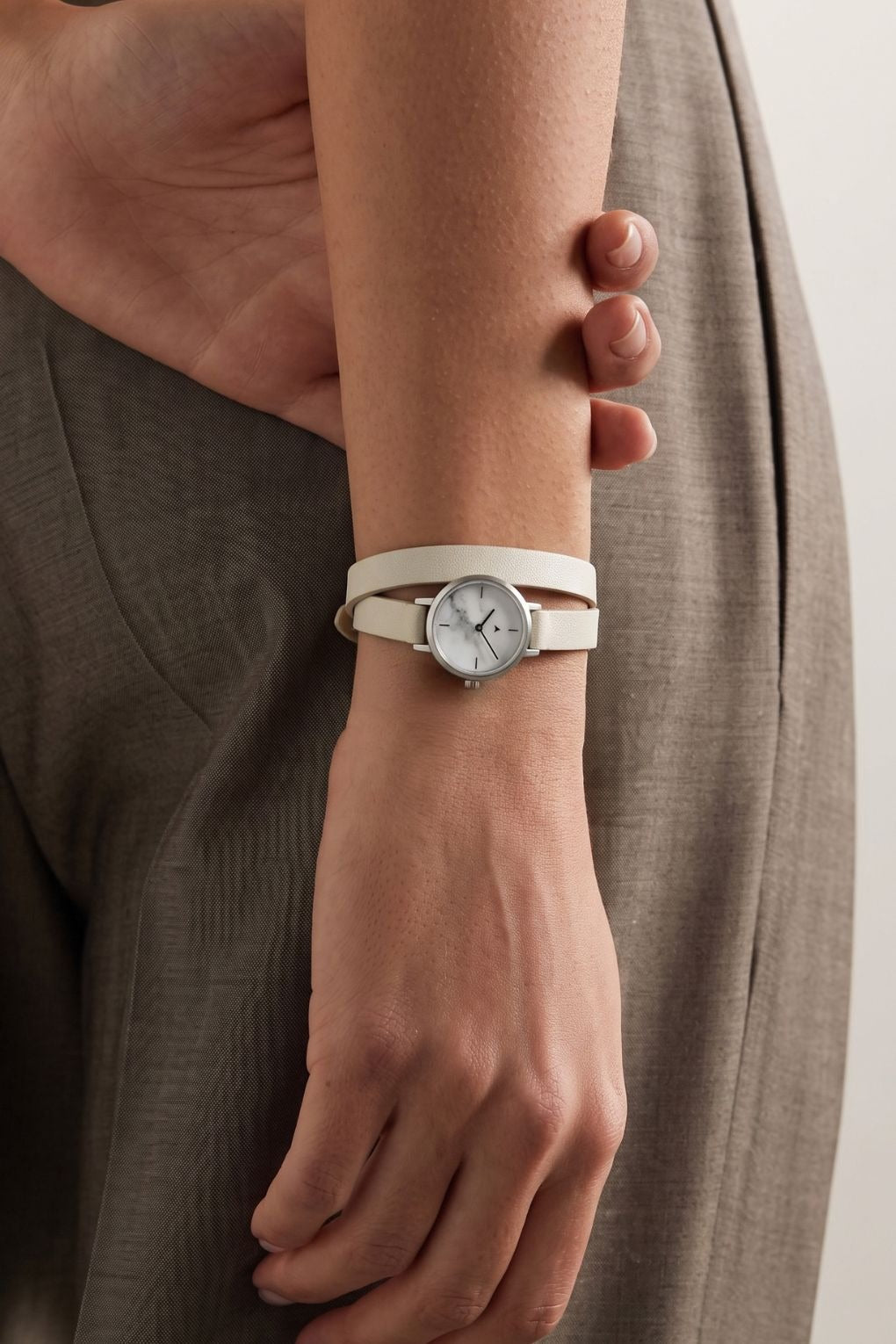 22 mm silver watch in marble
