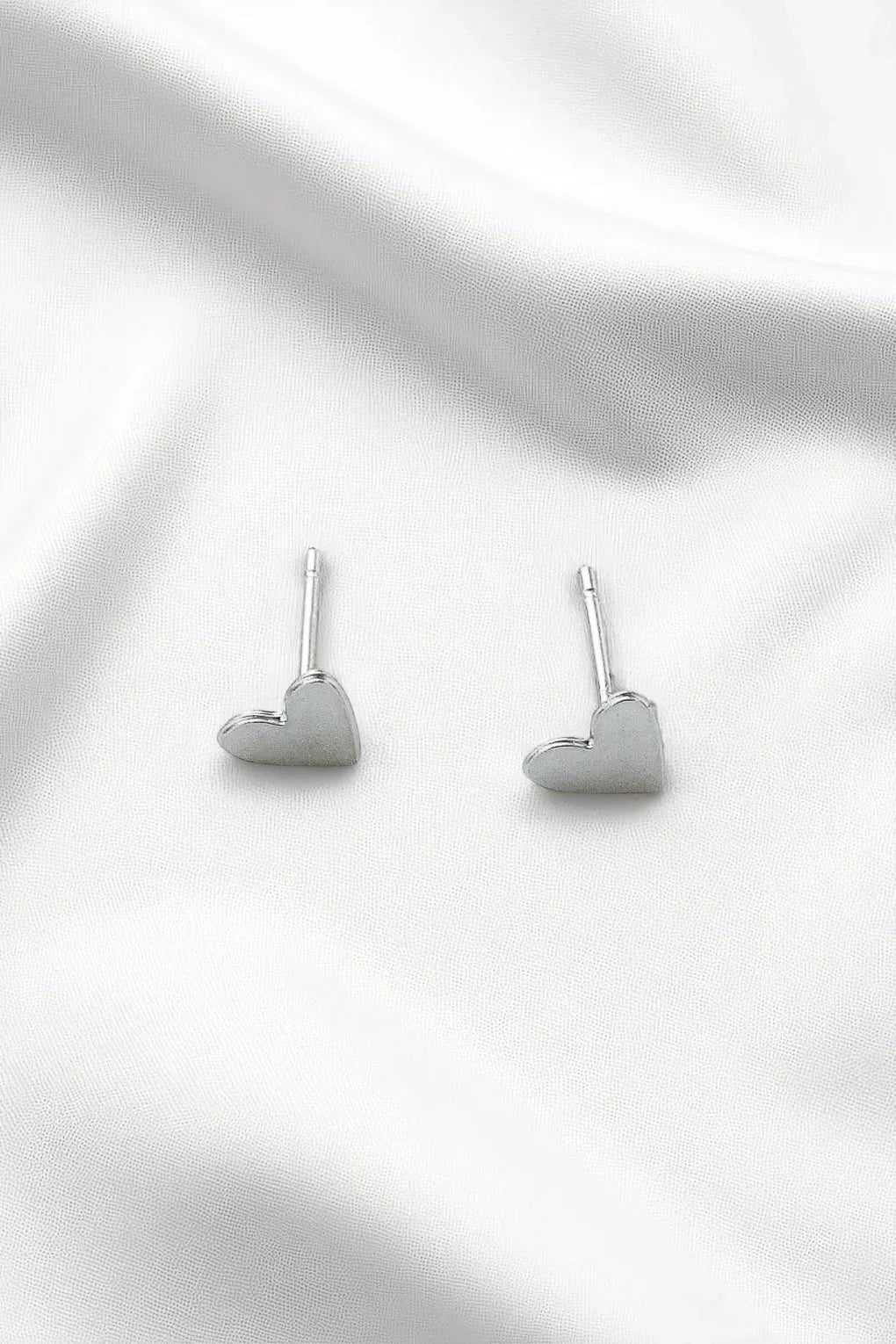 Tiny Heart Earrings