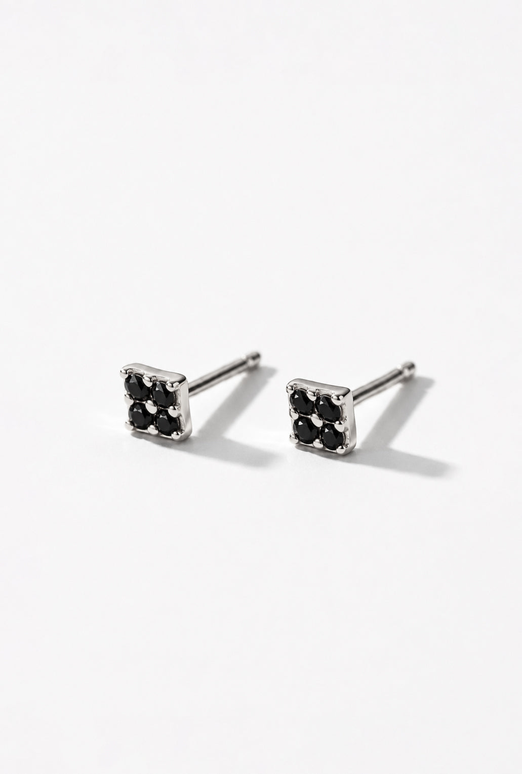 Celine earrings in 14K gold