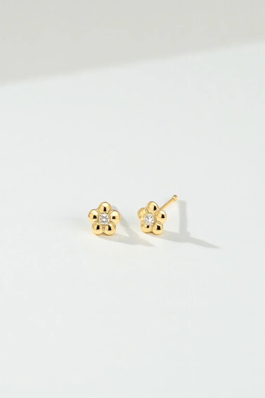 Flor Earrings in 14K gold