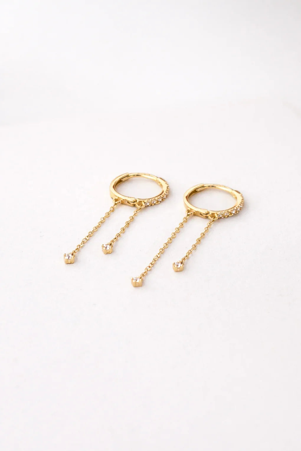 Midnight earring in 14K gold
