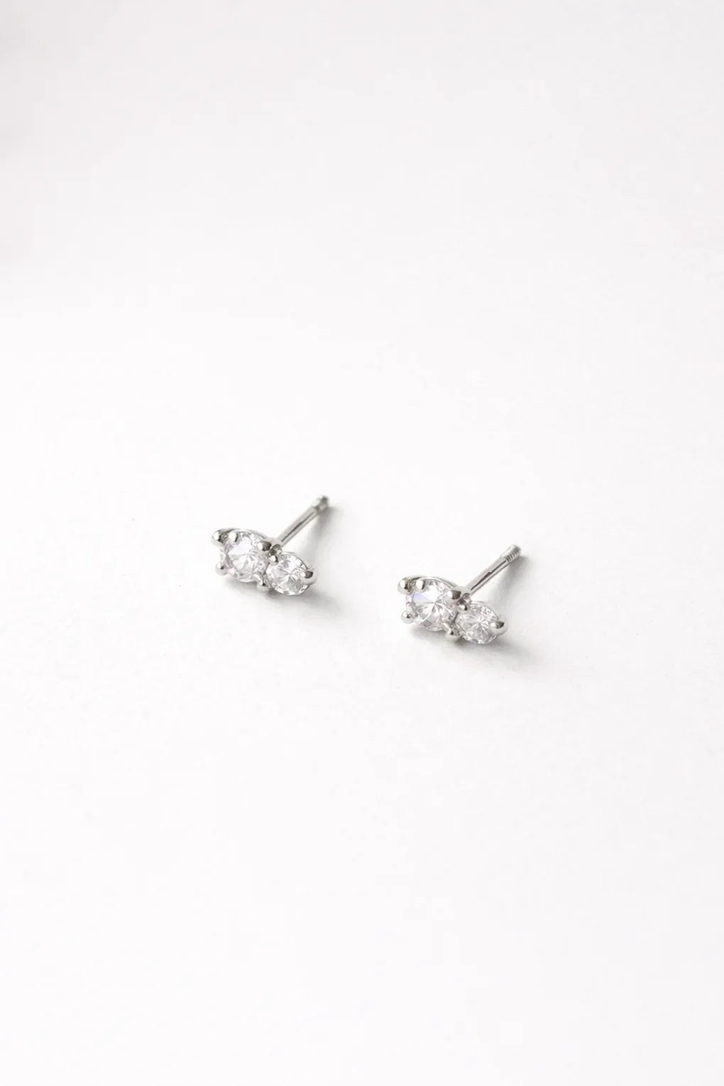Lola earrings in 14K gold