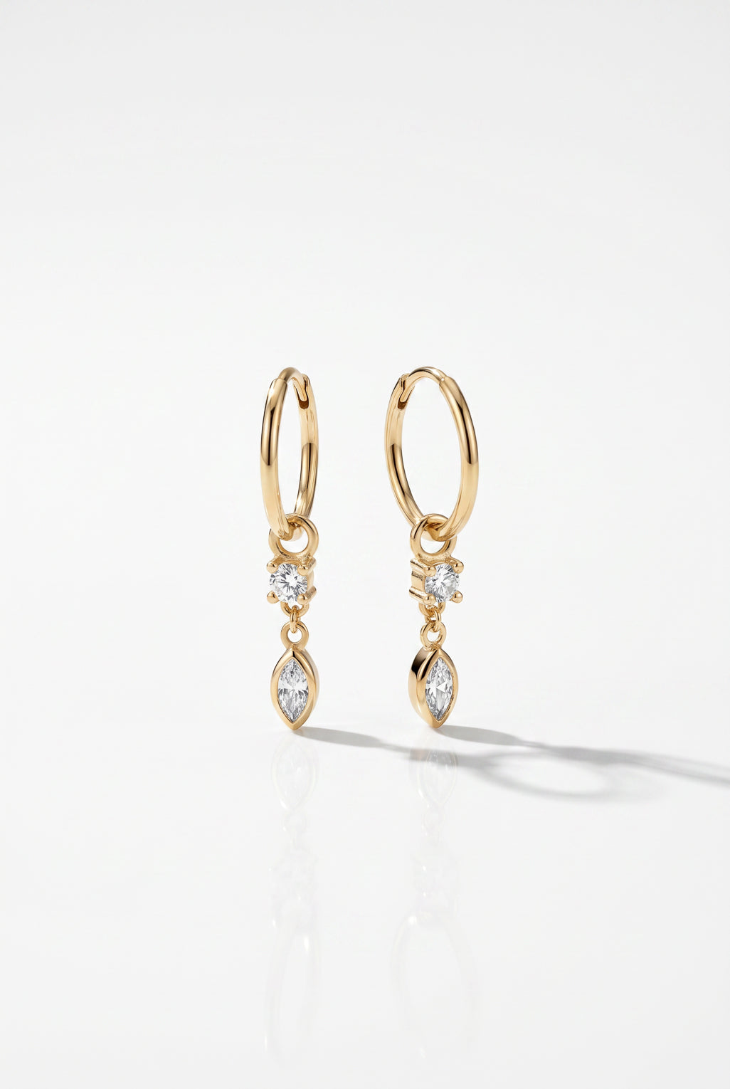Juliette hoop earrings in 14K gold