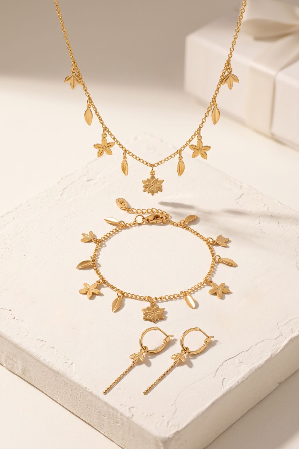 Linette Necklace
