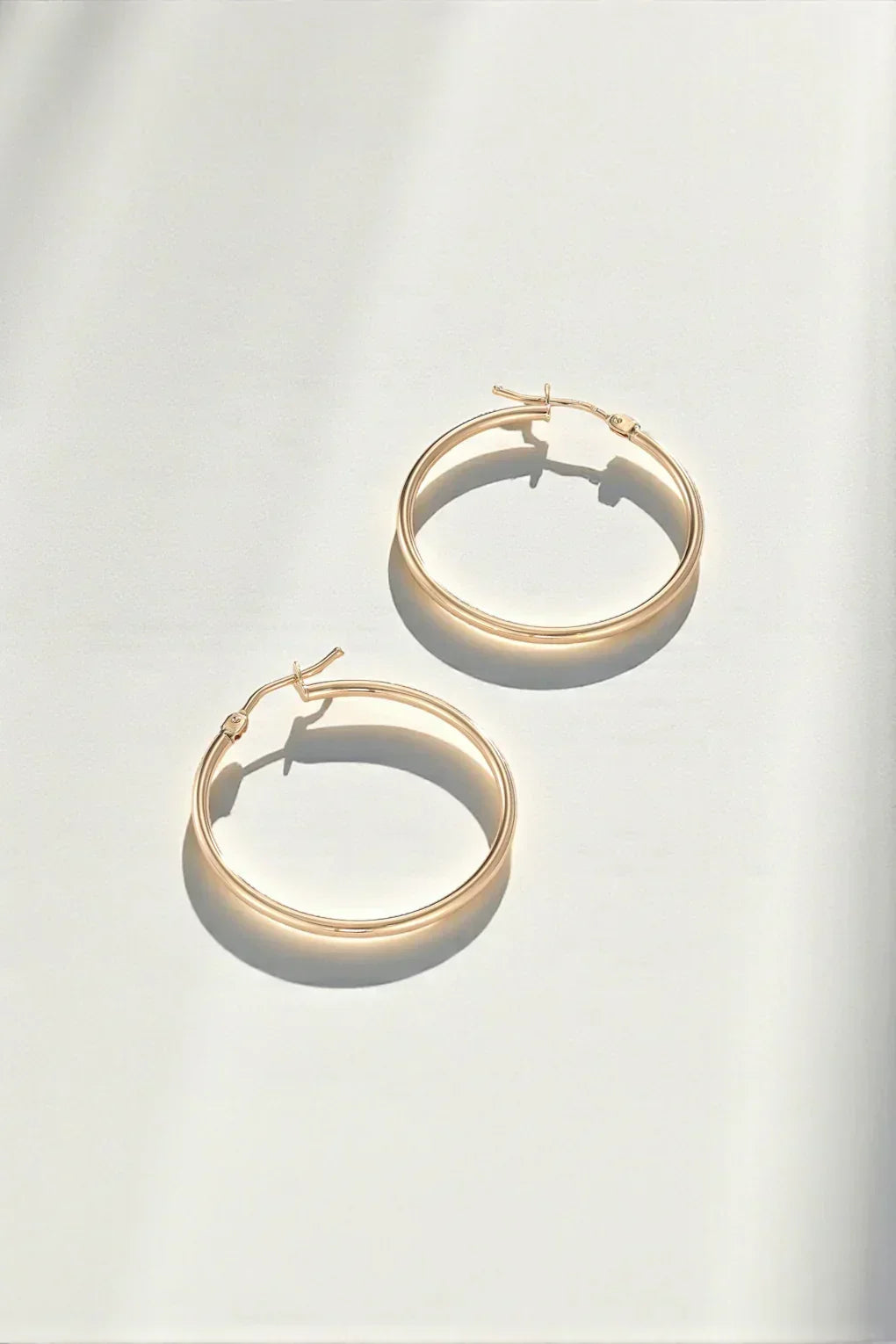 Mila Earrings in 14K gold