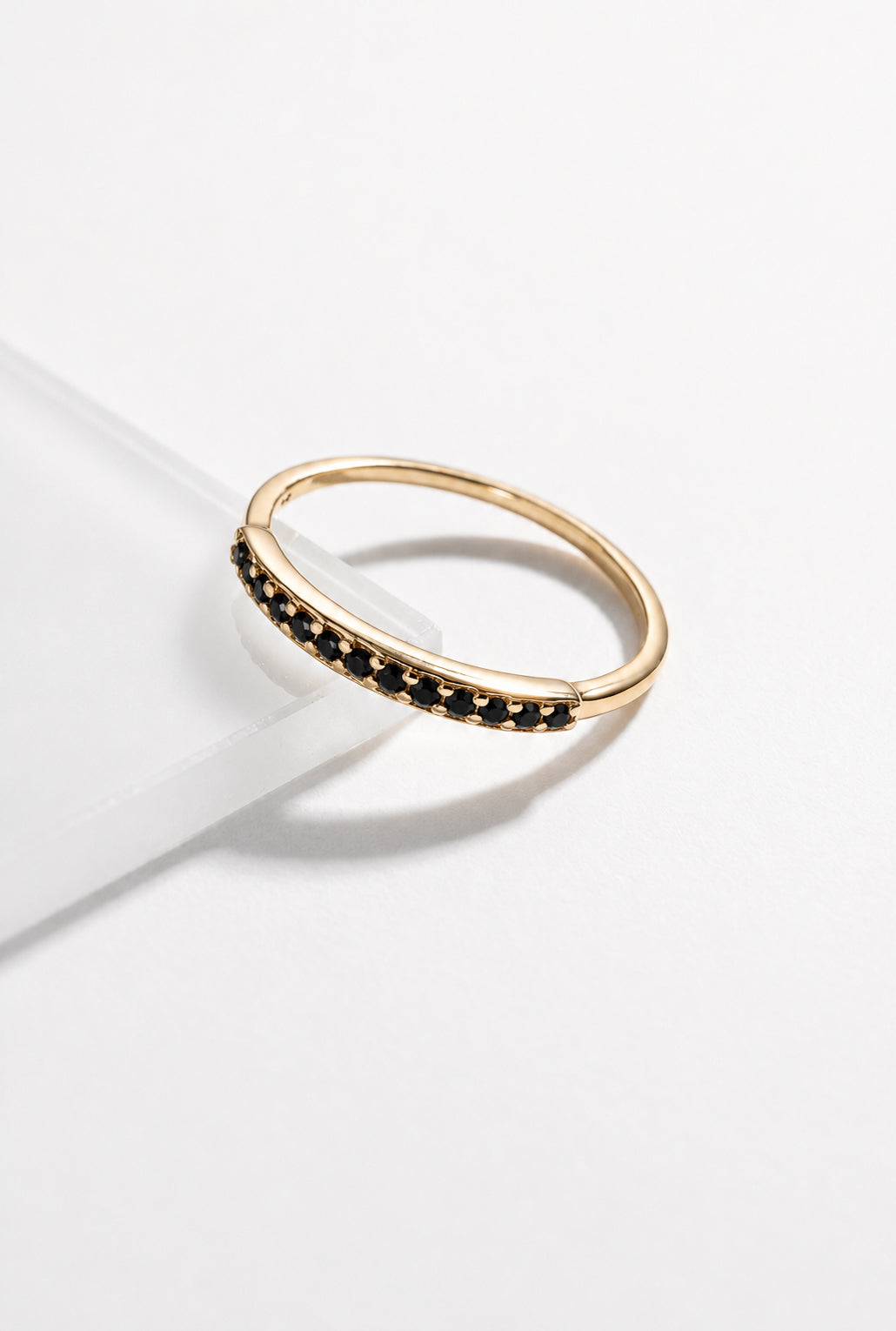 Nur ring in 14K gold and Diamonds