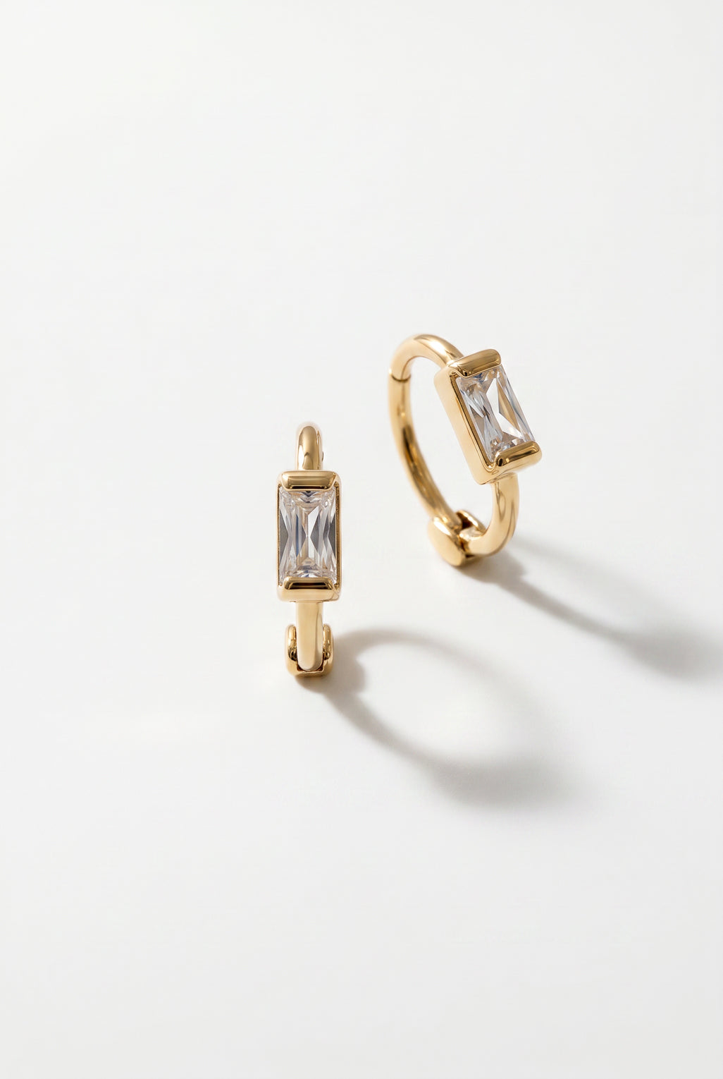 Ryan earrings in 14K gold