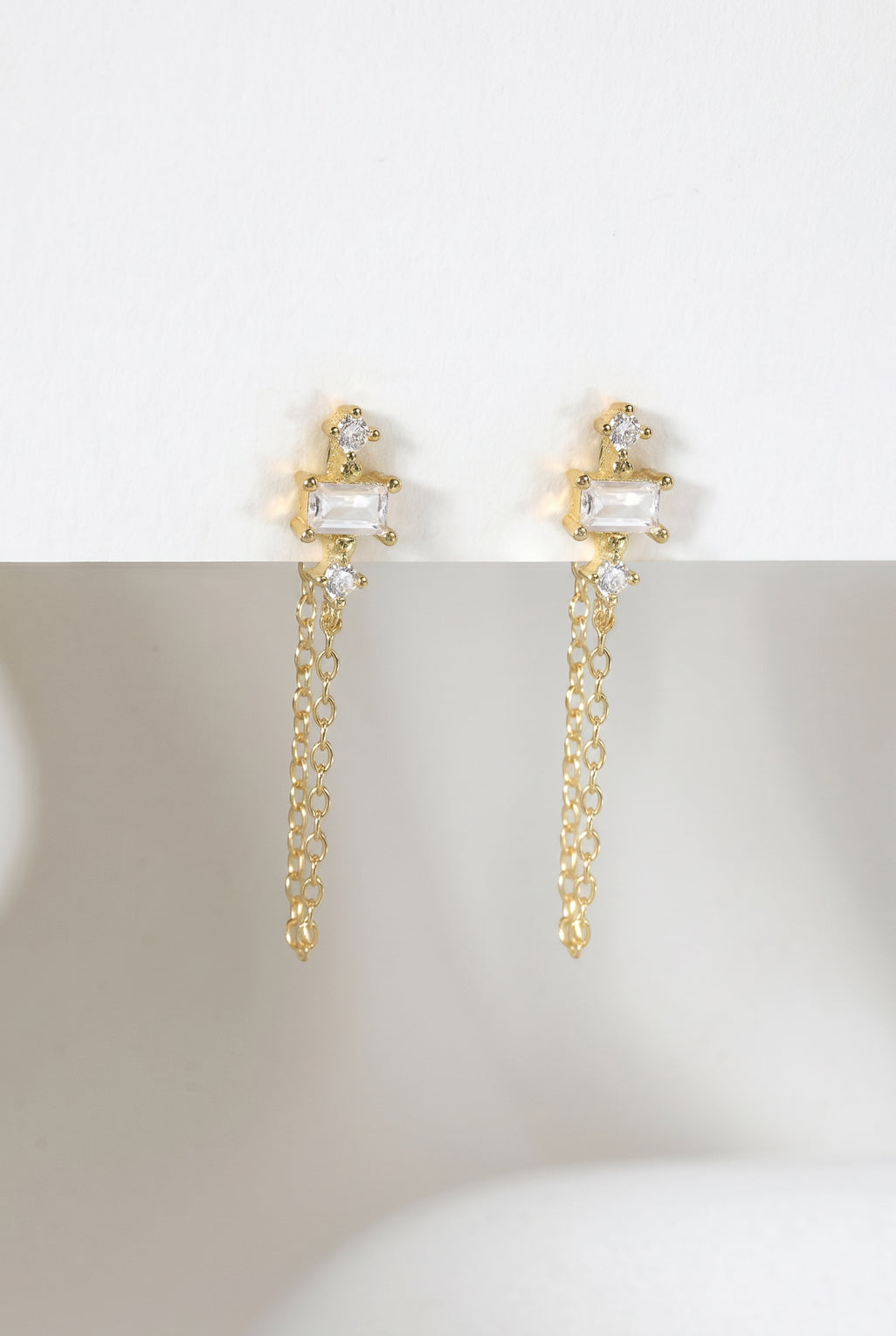 Salma earrings in 14K gold
