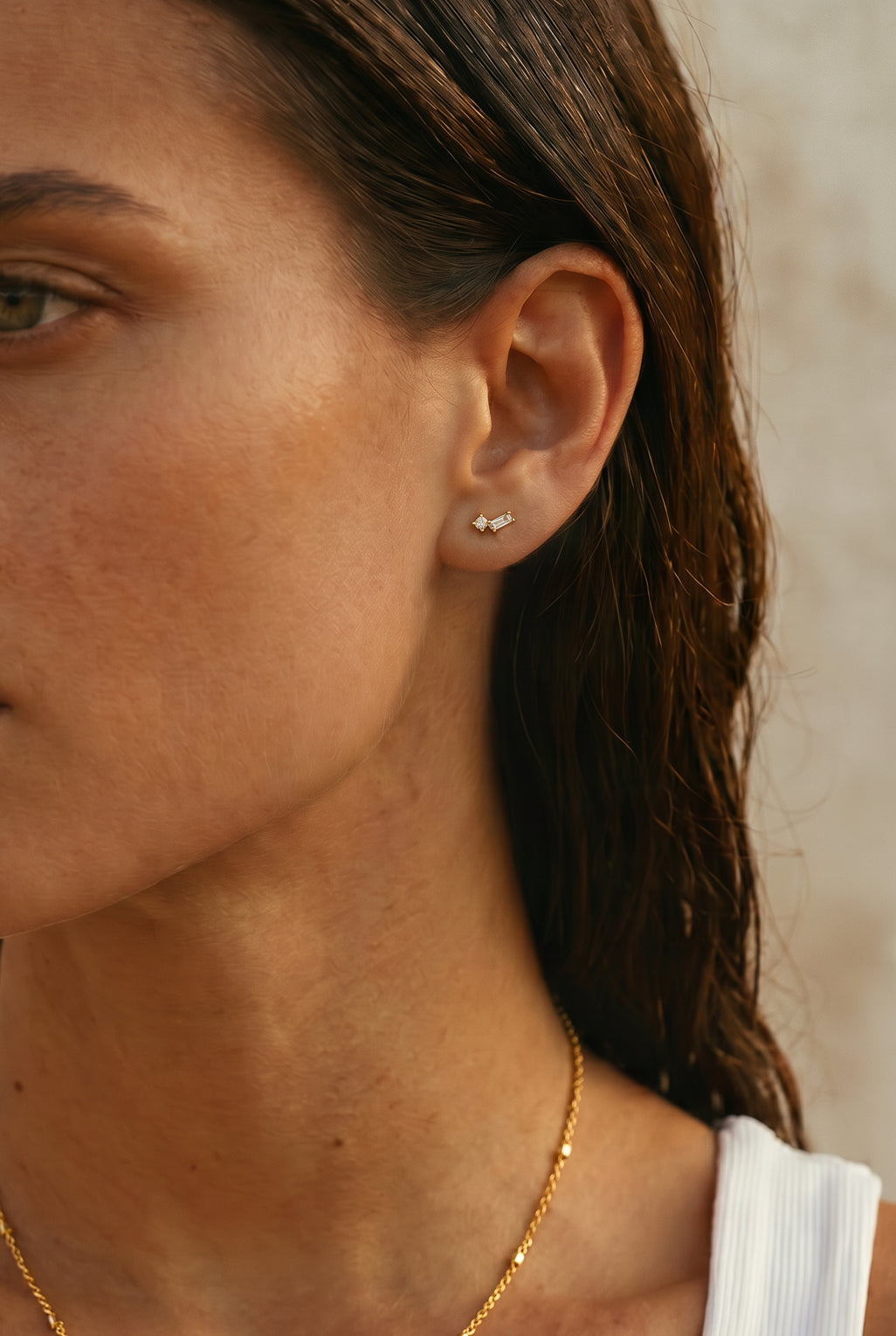 Salma post earrings in 14K gold