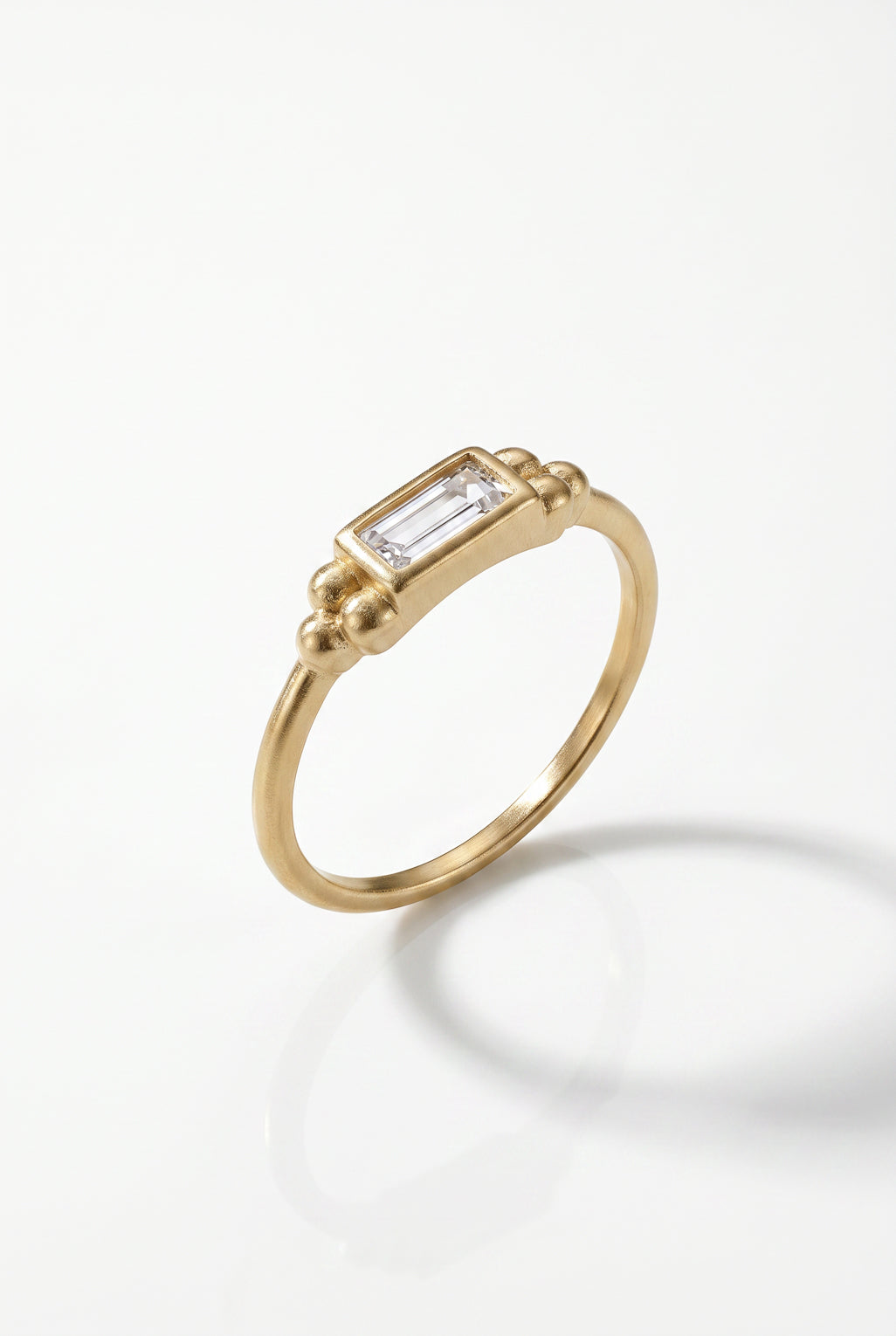 Tres ring in 14K gold and Diamonds