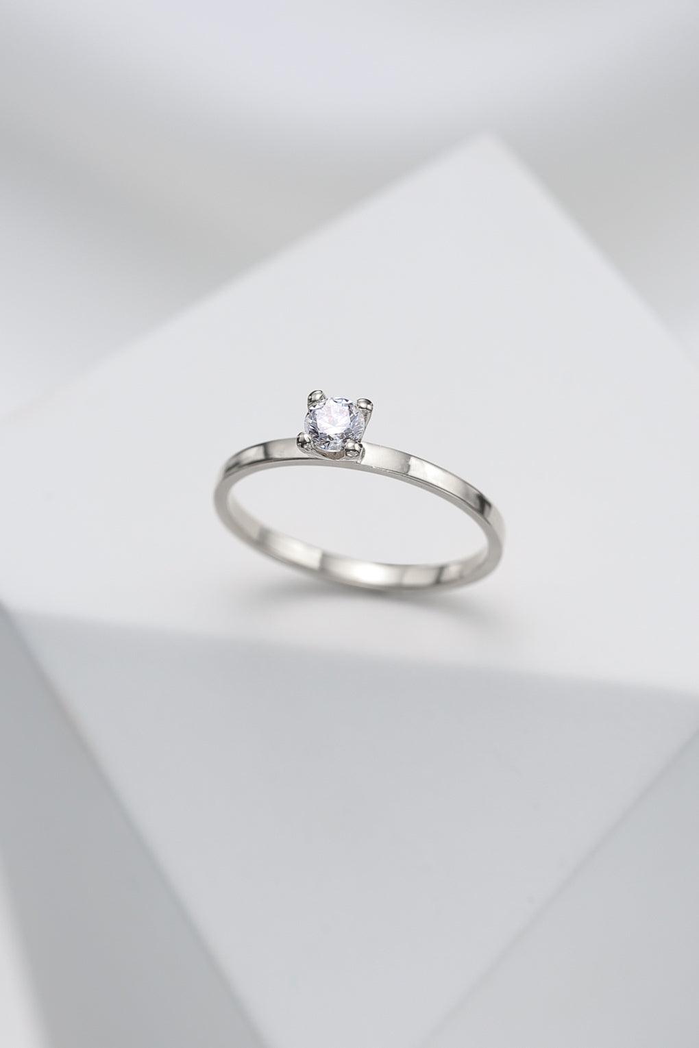 14K Gold DIAMOND SOLITAIRE RING