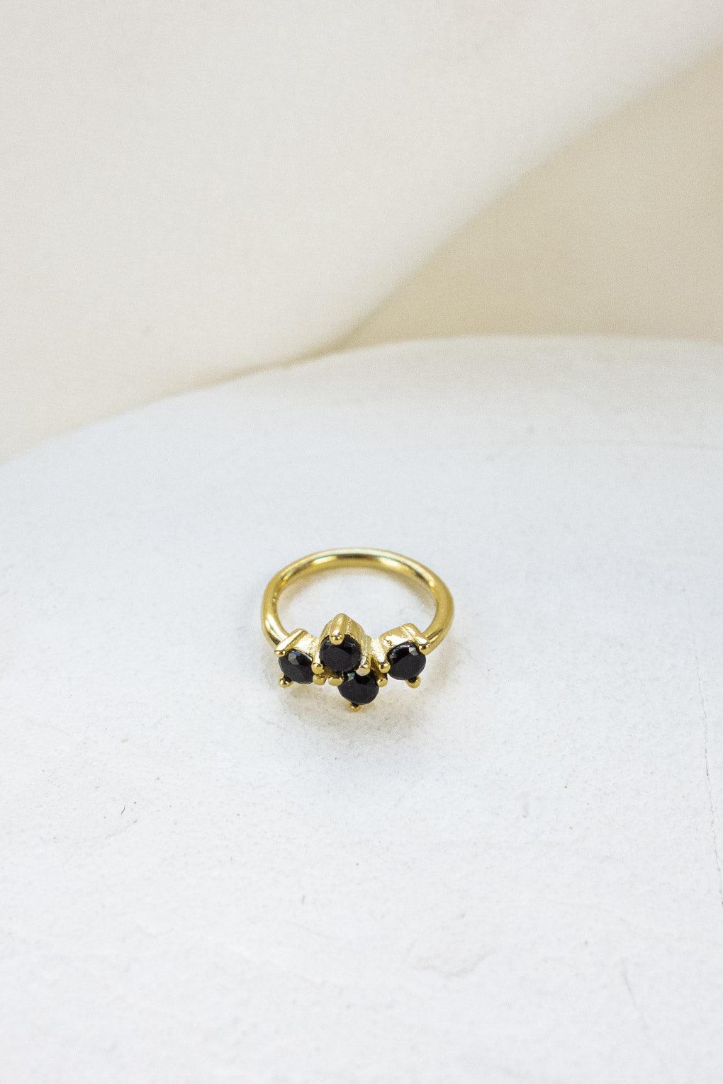 Serena Piercing Earring