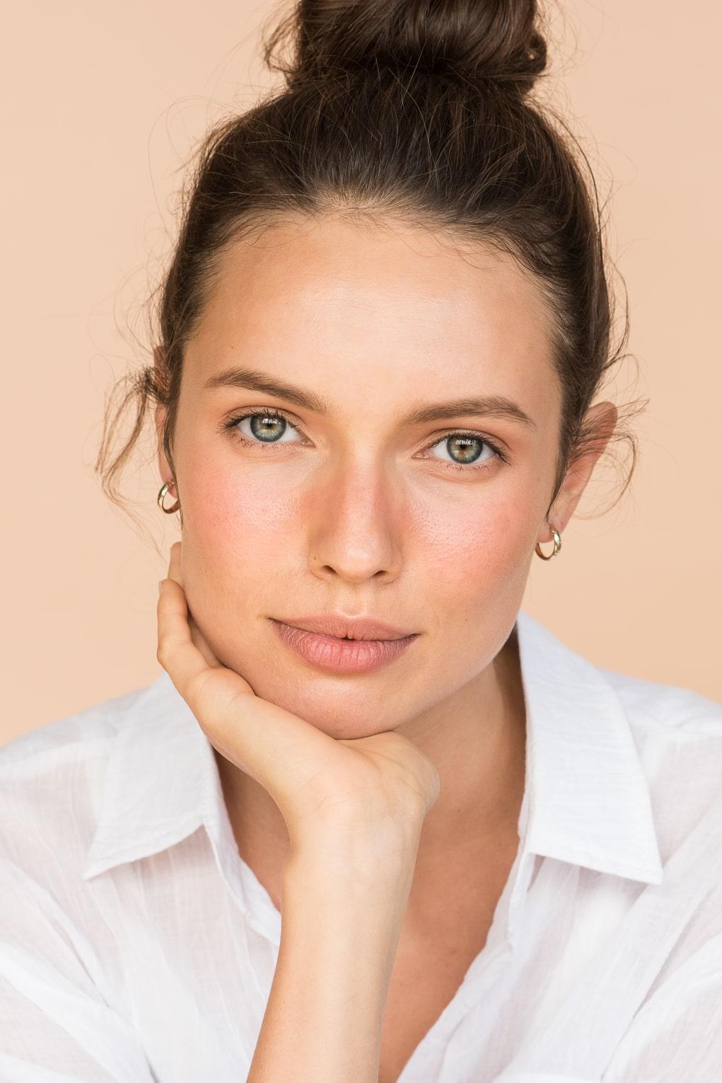 Cassie-Earrings-in-14K-gold