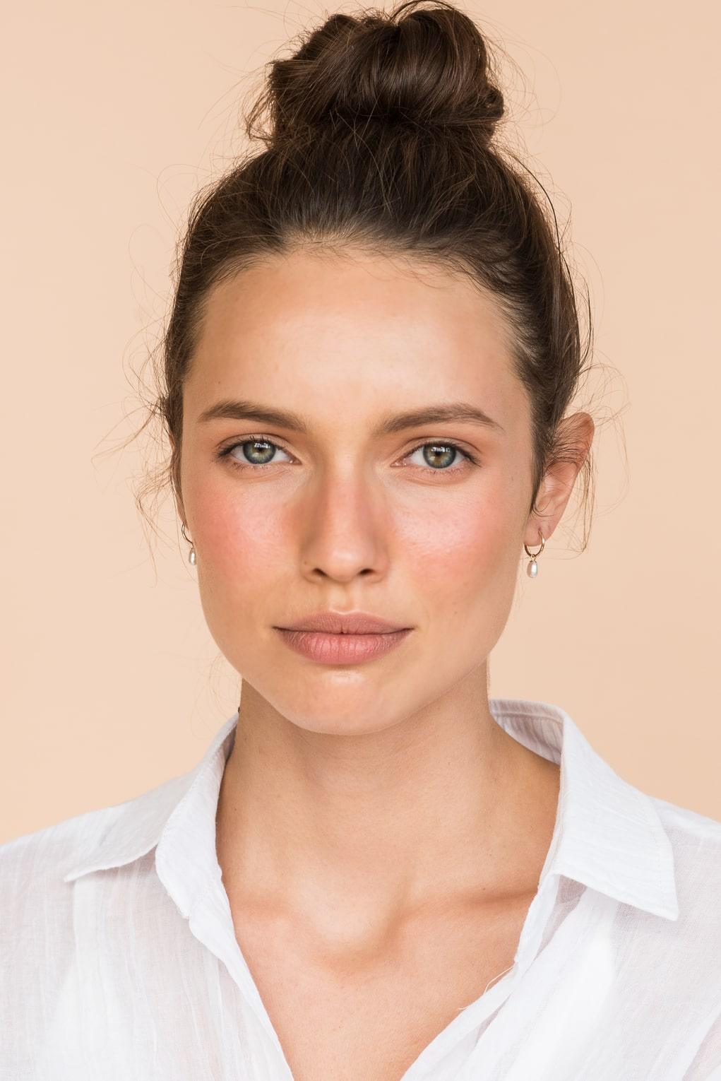 Julie Earrings in 14K gold