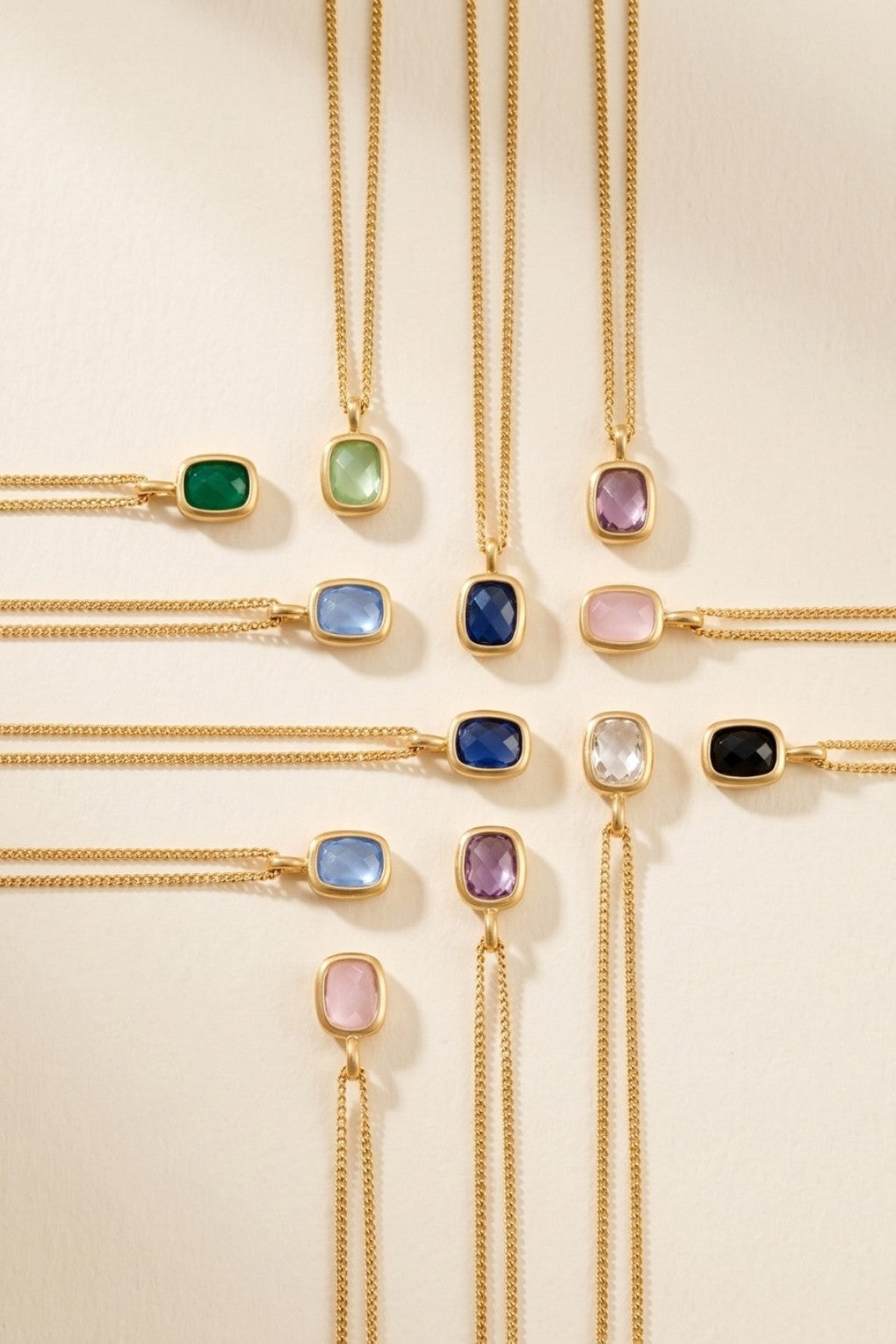Vika Necklace