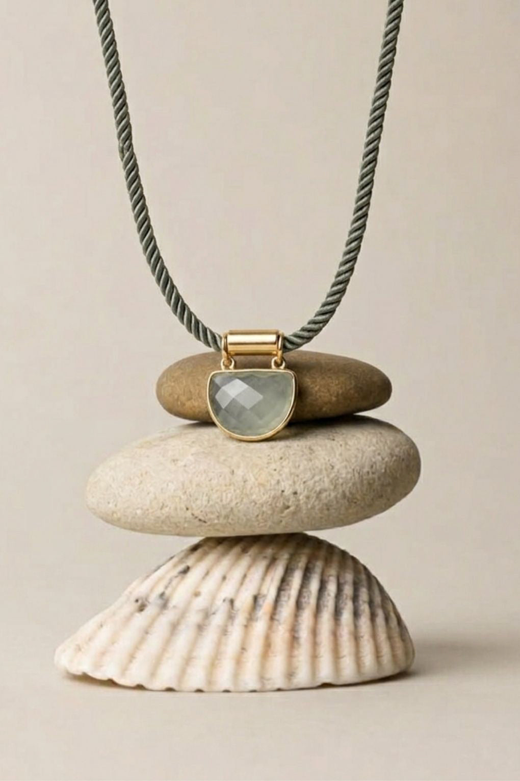 Cruise Necklace