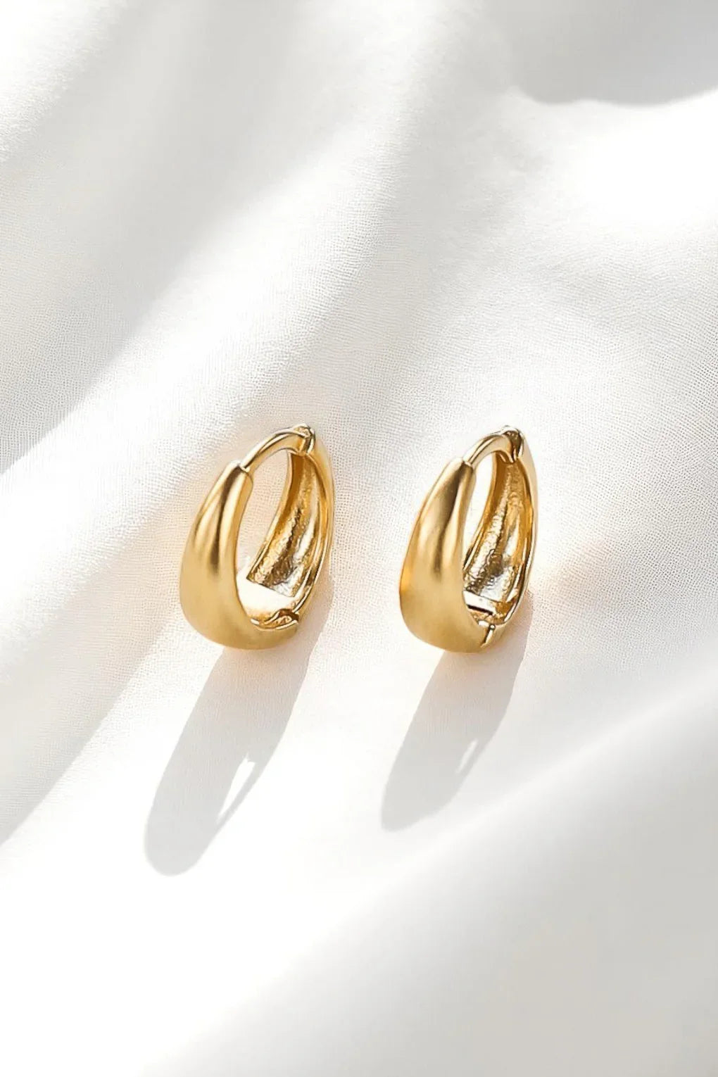 Small Costa Earrings