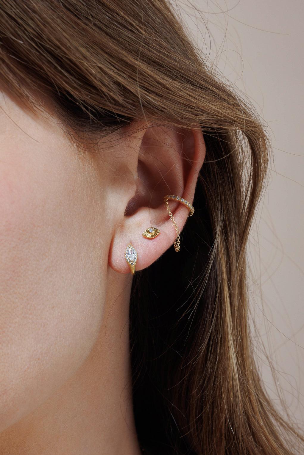 Evie Post Earrings Gold