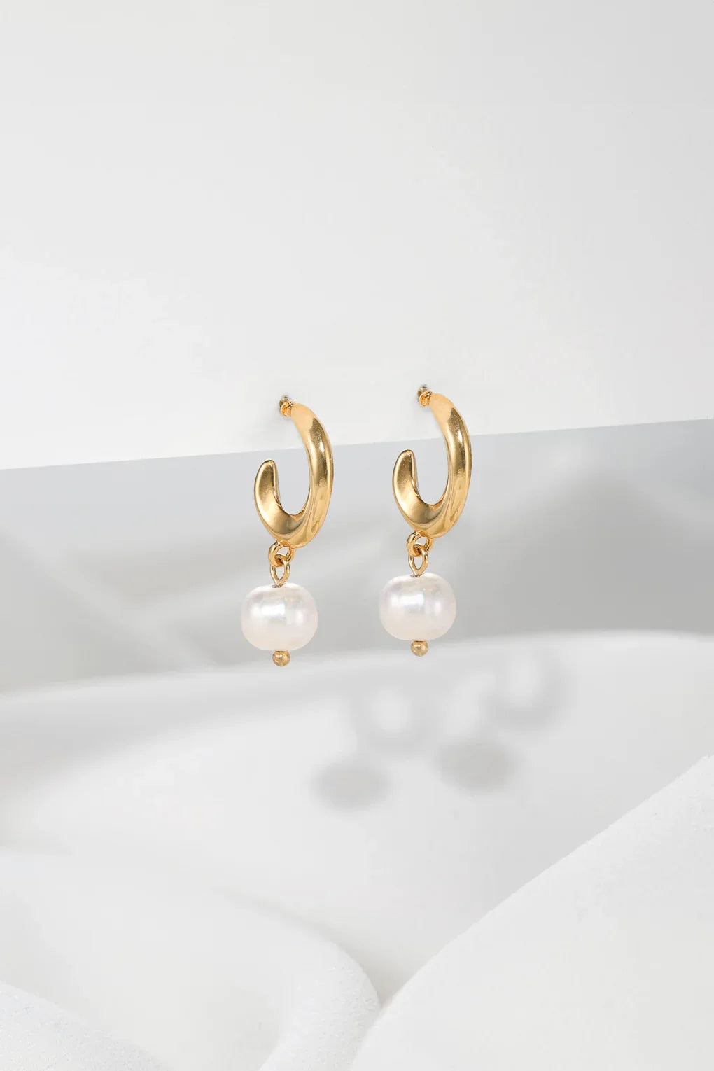 Luna Pearl Hoop Earrings