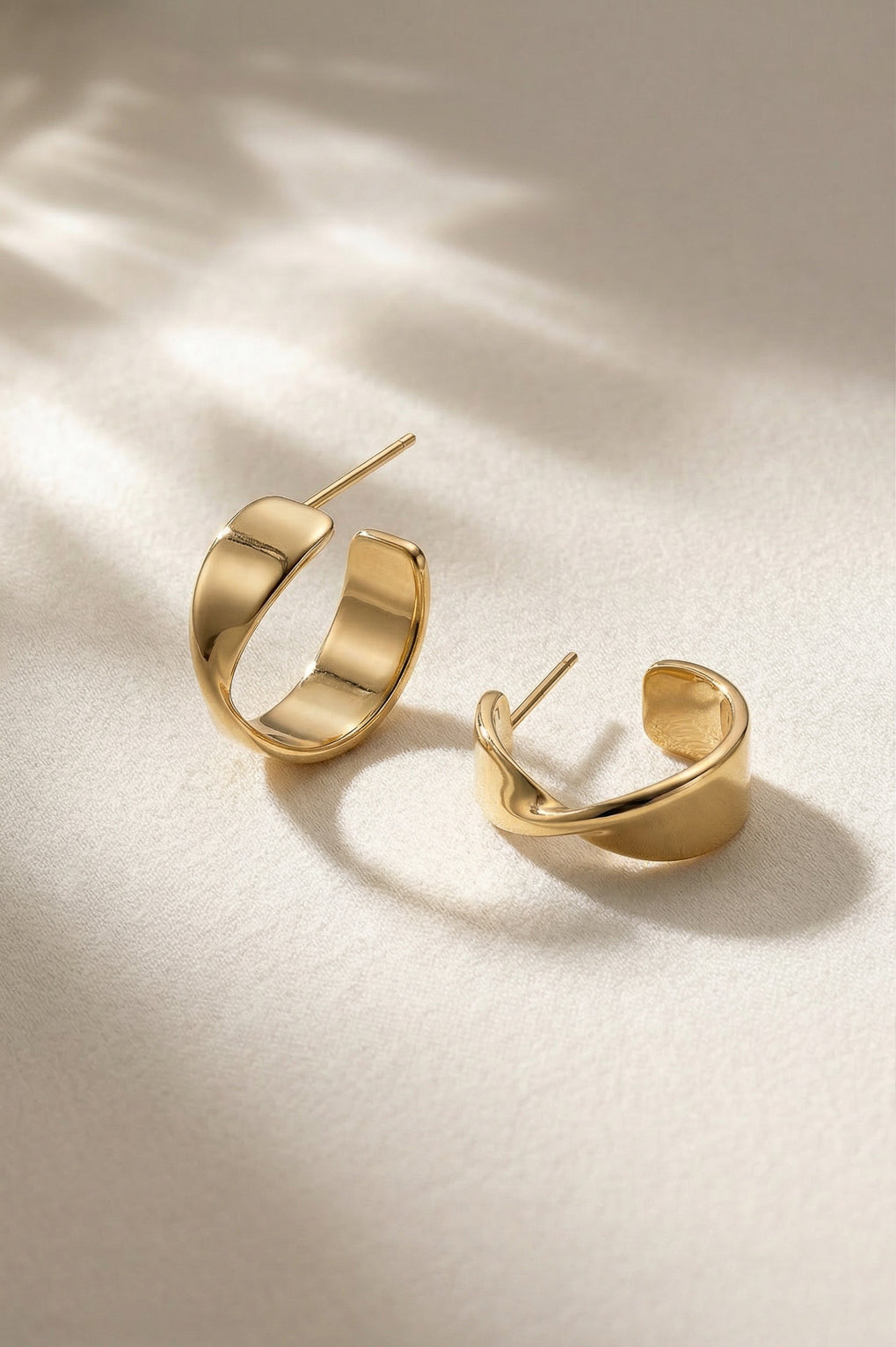 Swell hoop earrings