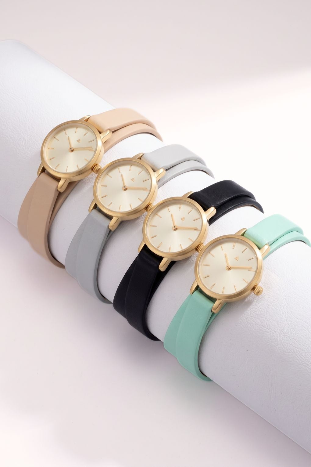 22 mm watch in gold