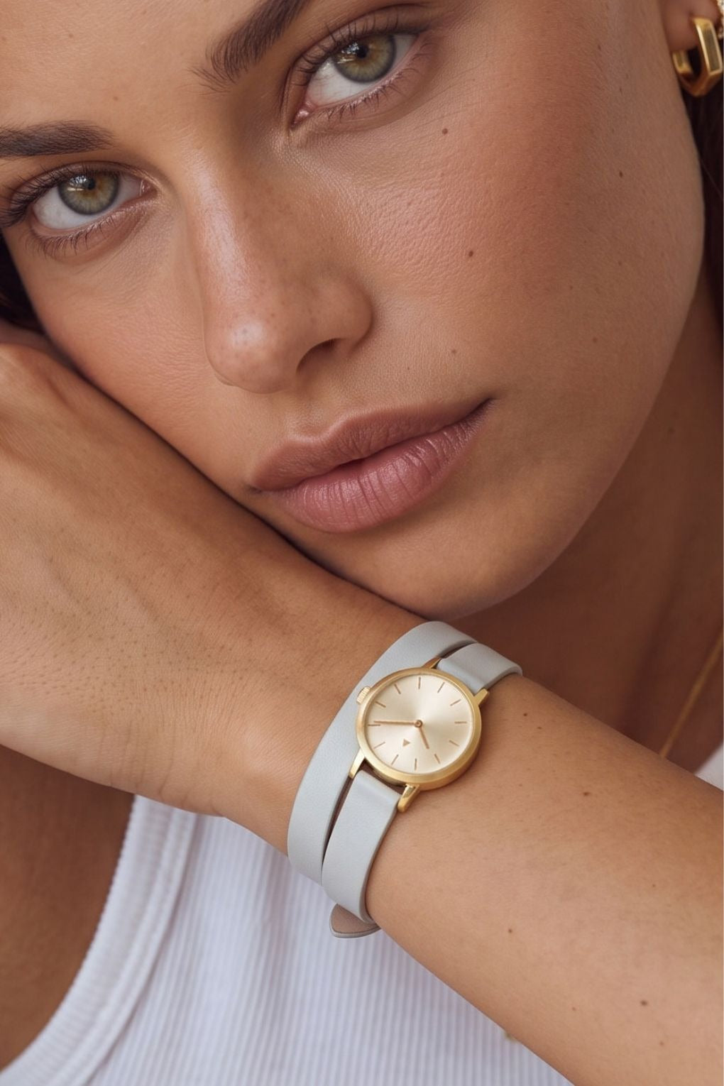 22 mm watch in gold
