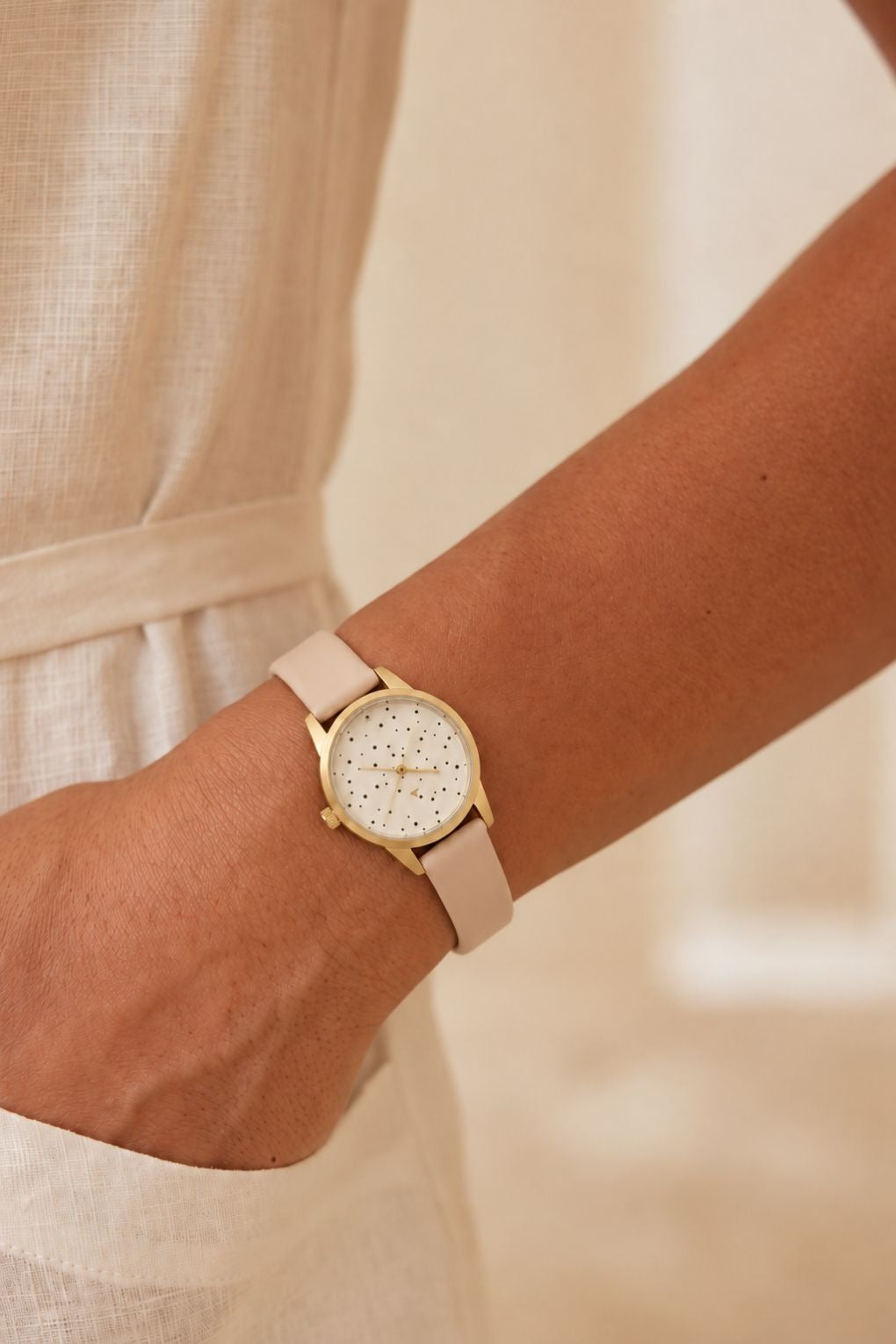 25 mm watch with dots - Vegan