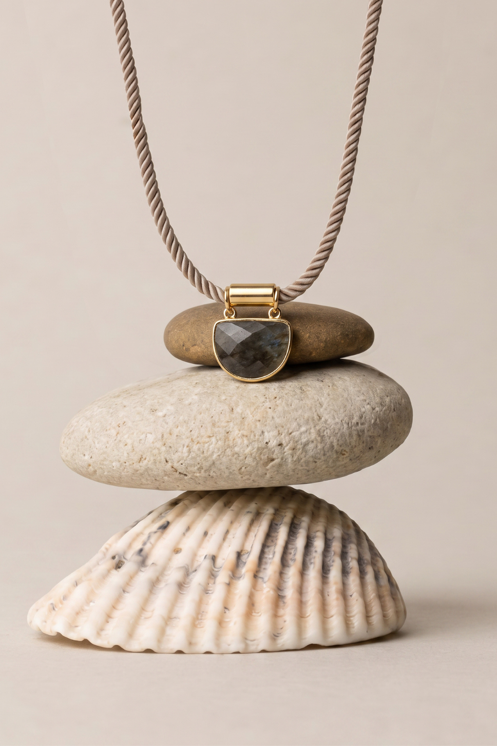 Cruise Necklace