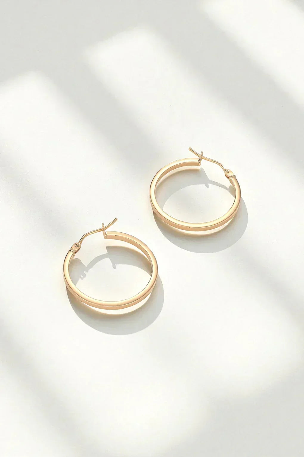 Karen Earrings in 14K gold