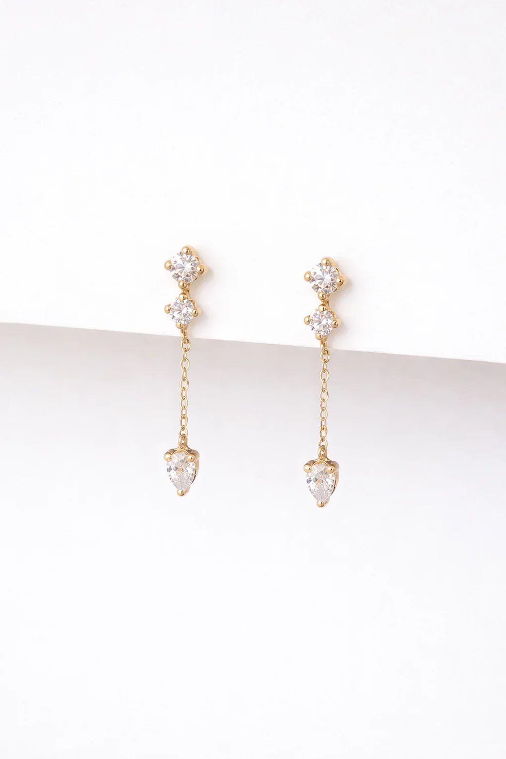 Oasis earrings in 14K gold