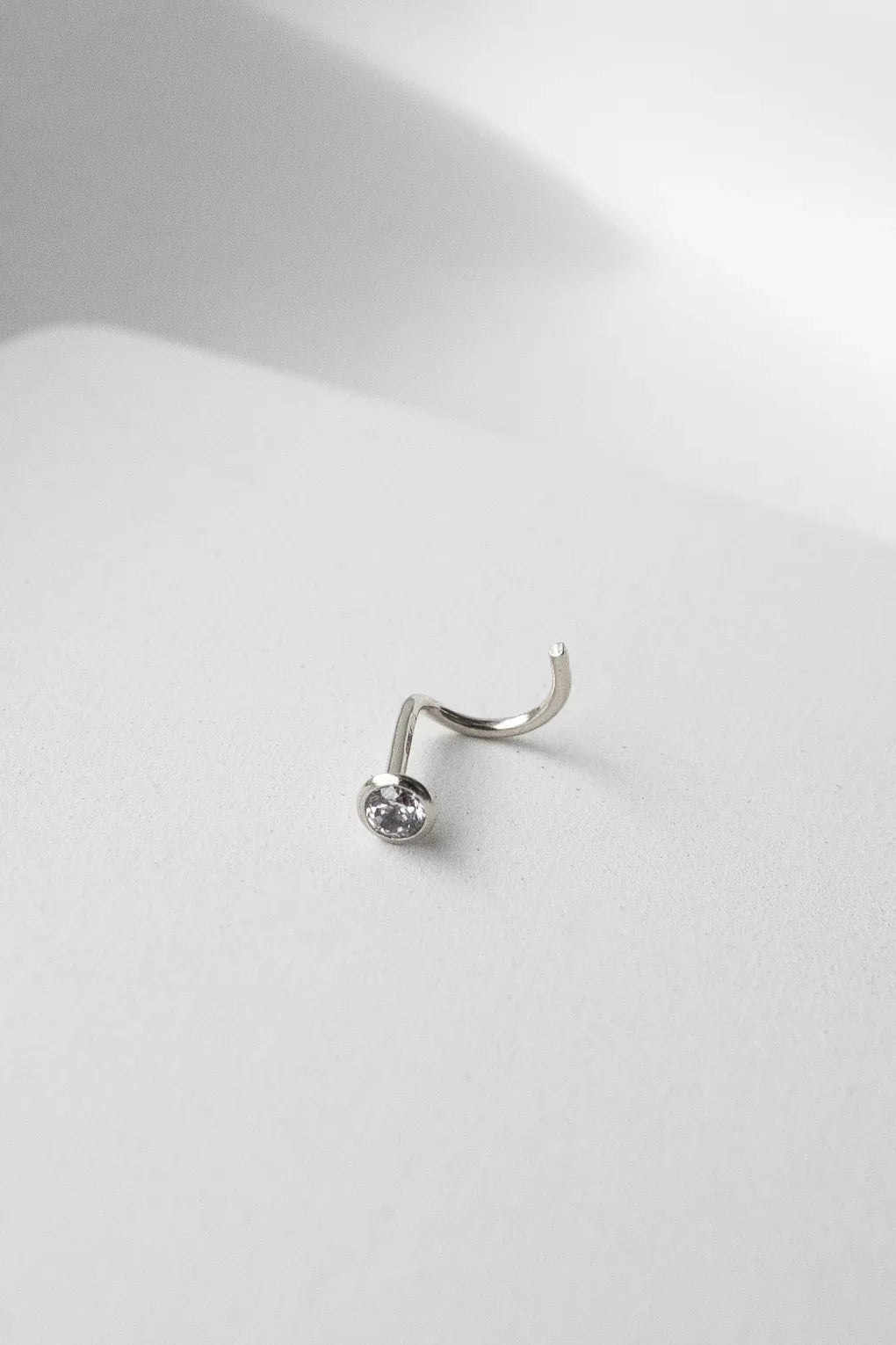 Dot nose ring in 14K gold