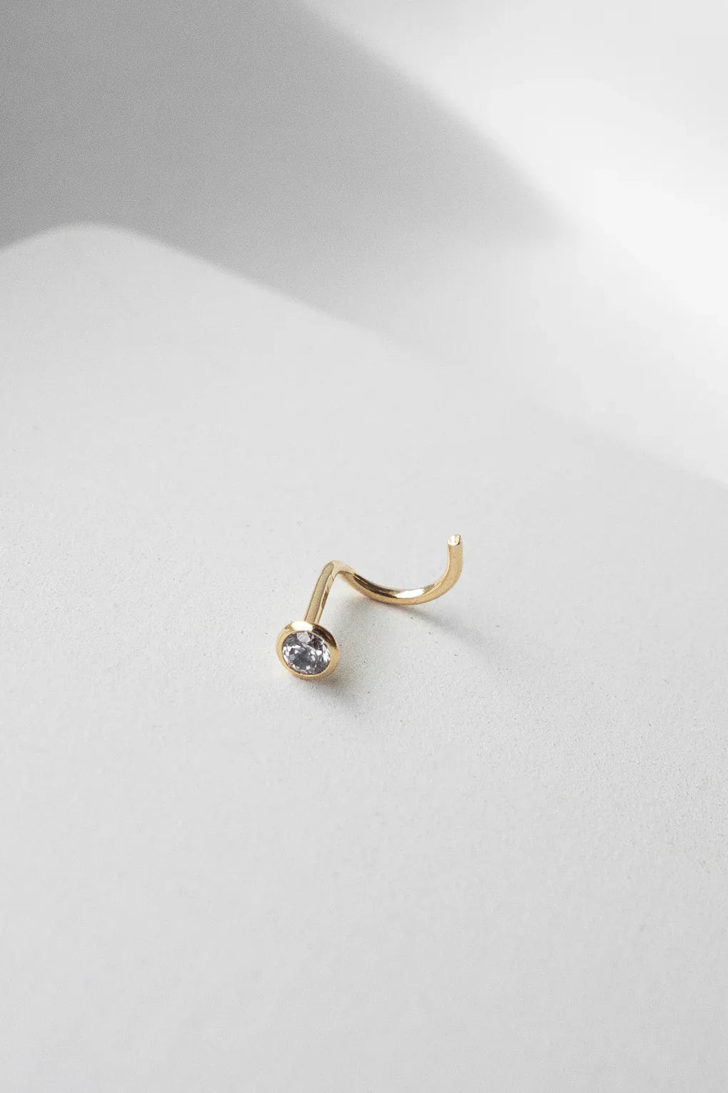 Dot nose ring in 14K gold