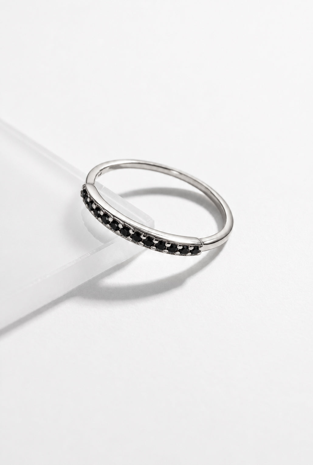Nur ring in 14K gold and Diamonds