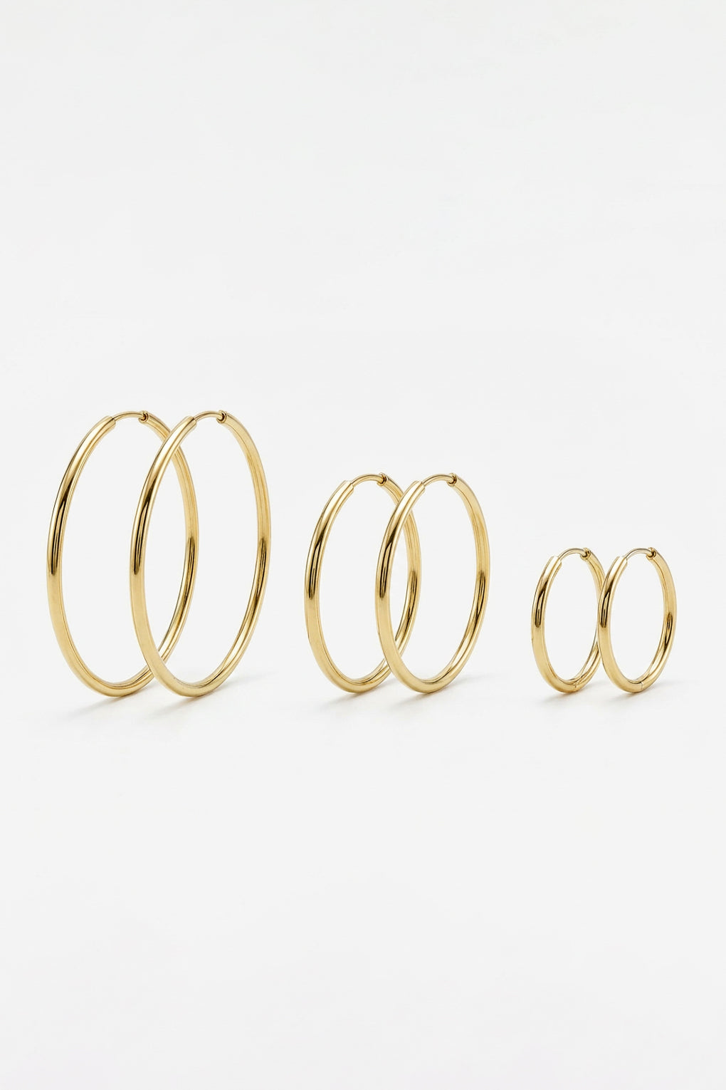 The Basic 14K hoop earrings