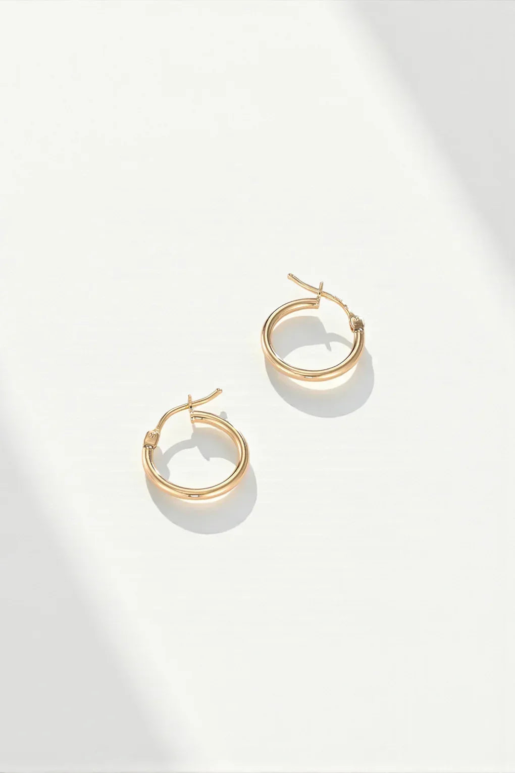 Kate Earrings in 14k Gold