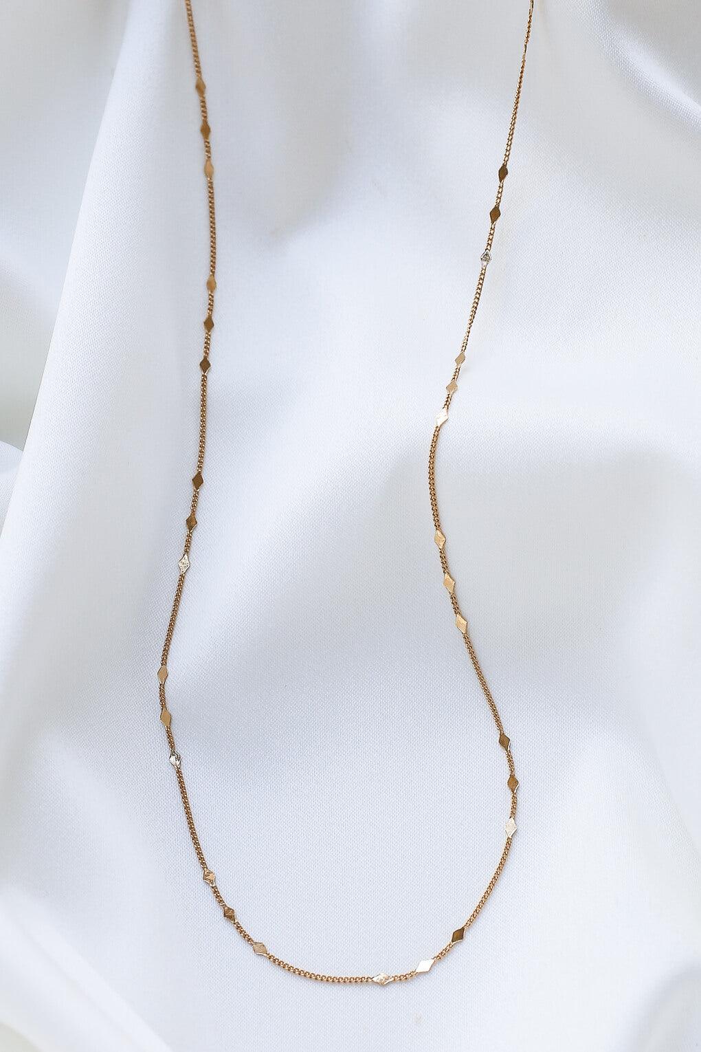 Basic Rhombus Necklace