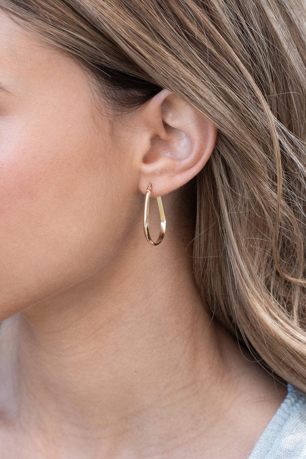 Grace Earrings in 14K gold