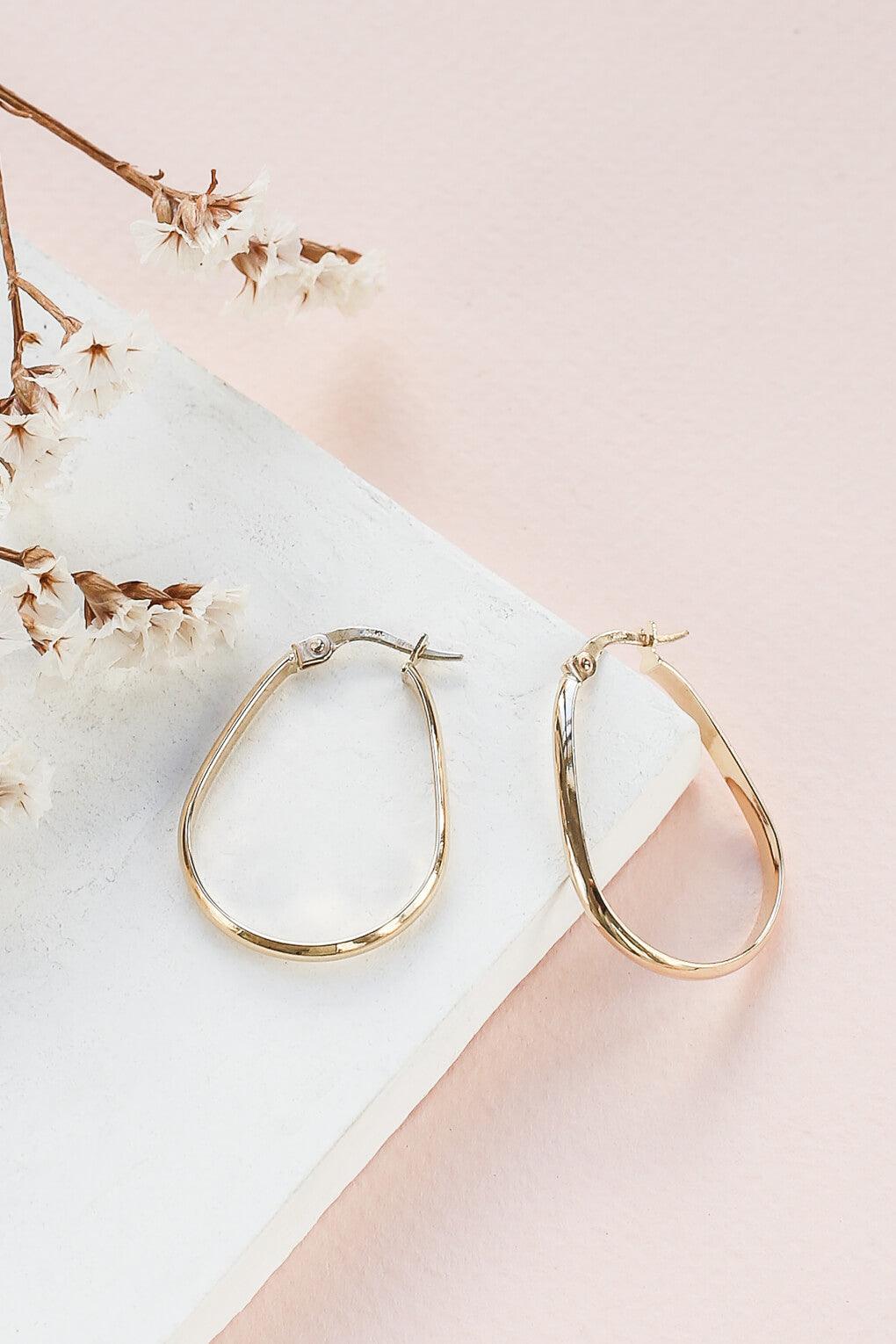 Grace Earrings in 14K gold