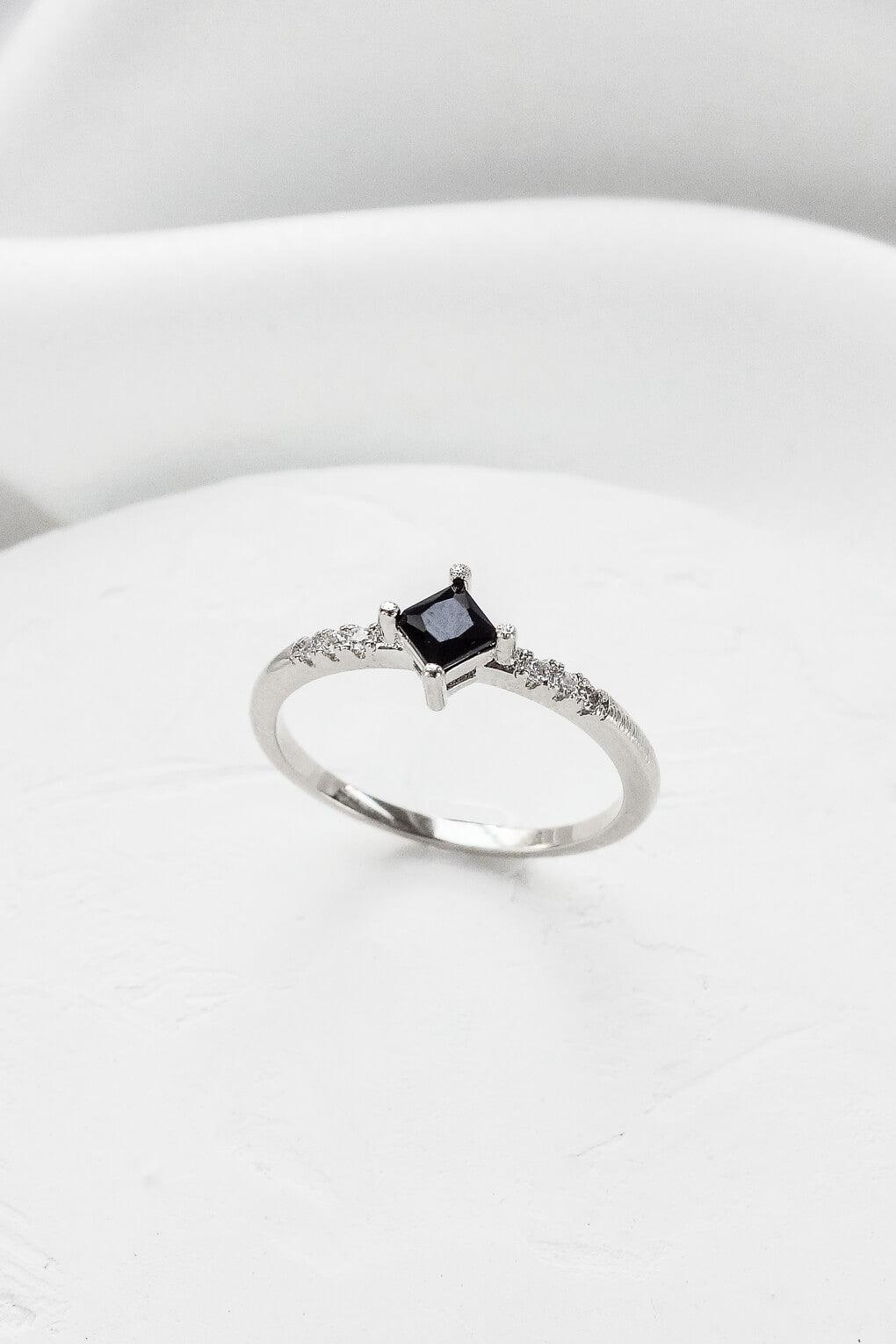 The Don Rings Don Ring – Shlomit Ofir