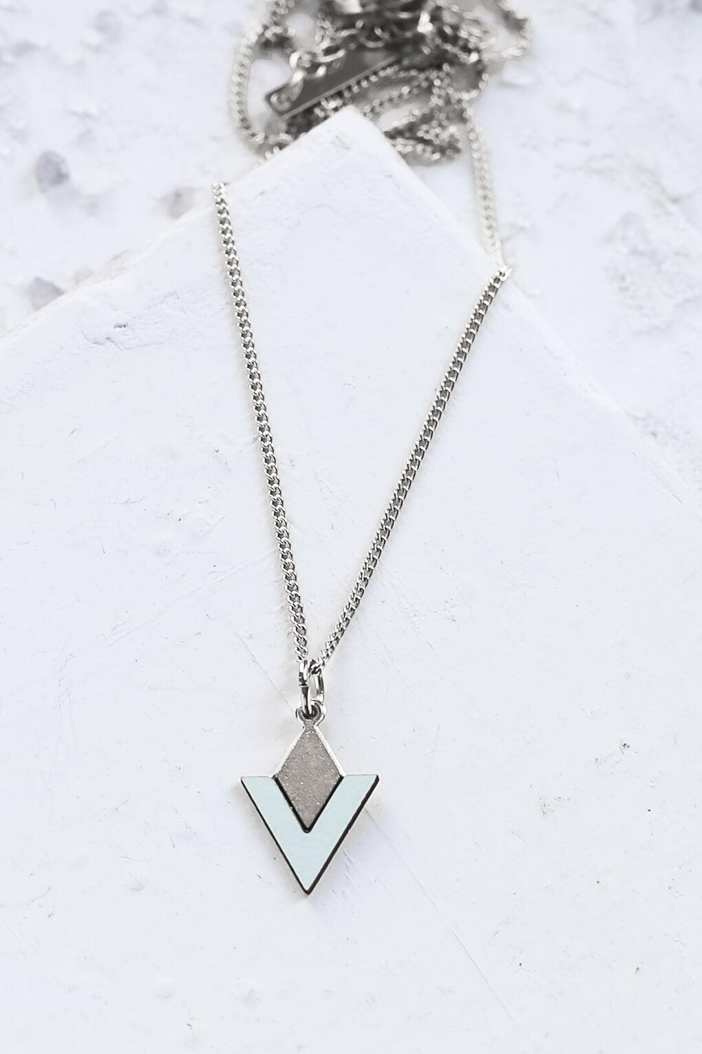 Arya Necklace