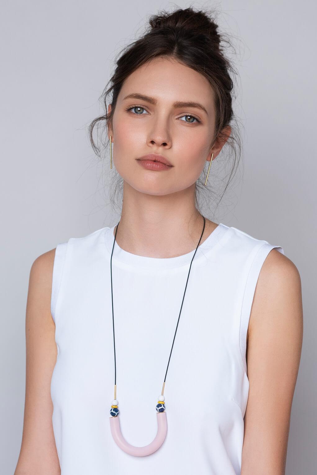 Long Pigment Necklace
