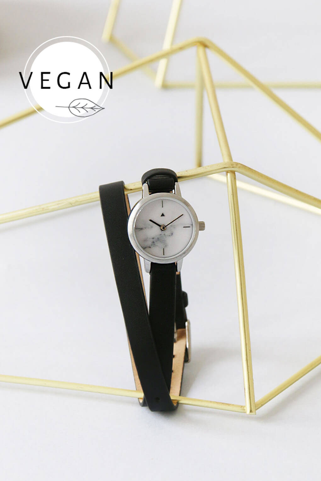 22 mm watch in silver and black - Vegan