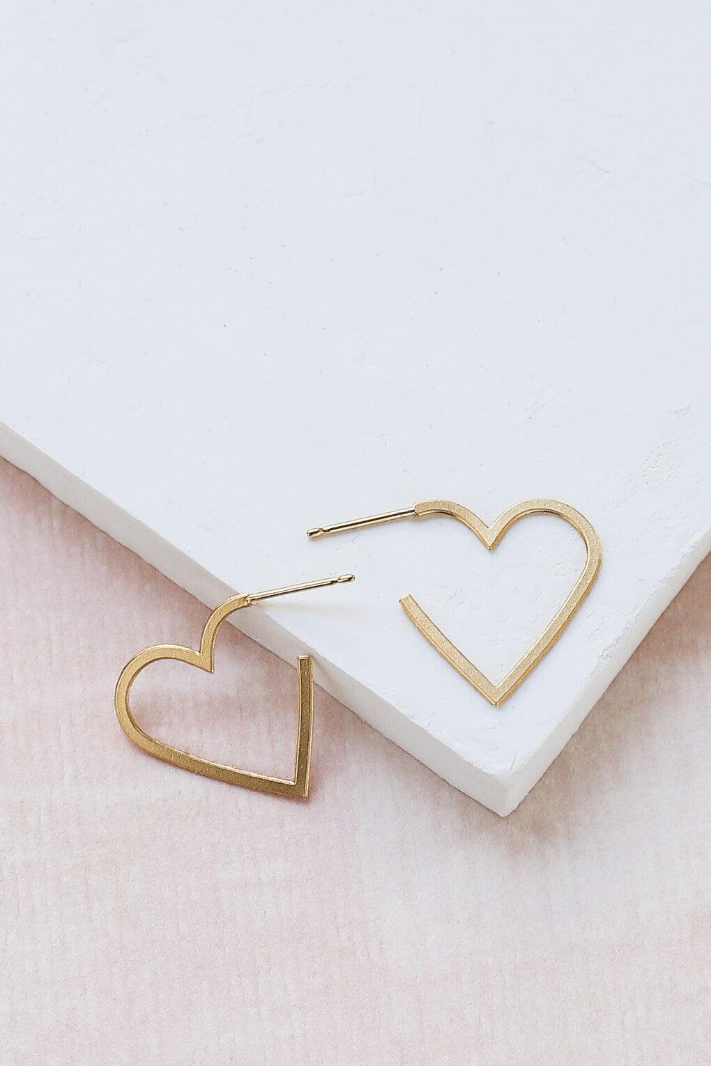 Small Heart Contour Earrings