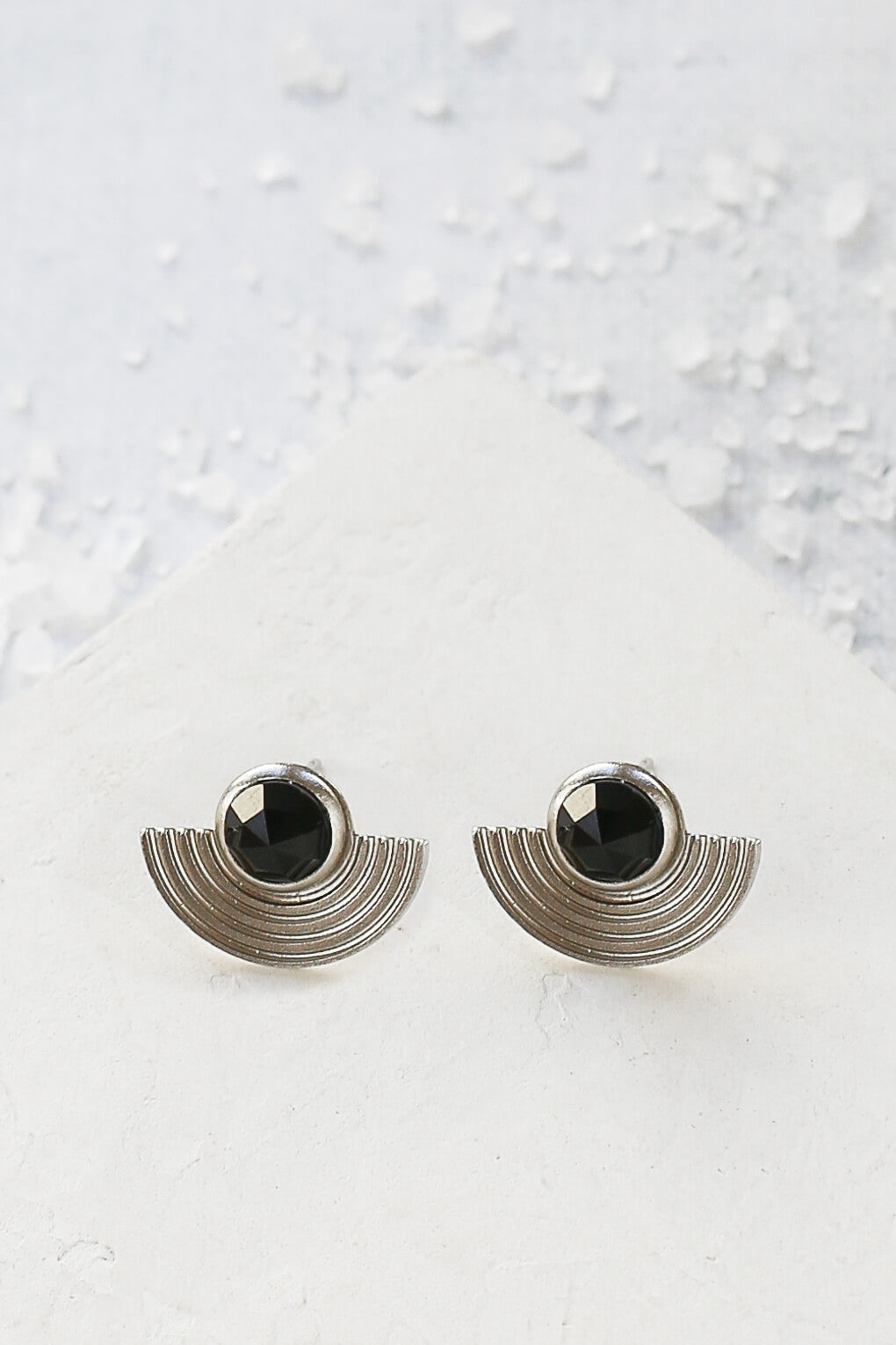 Amphi Earrings