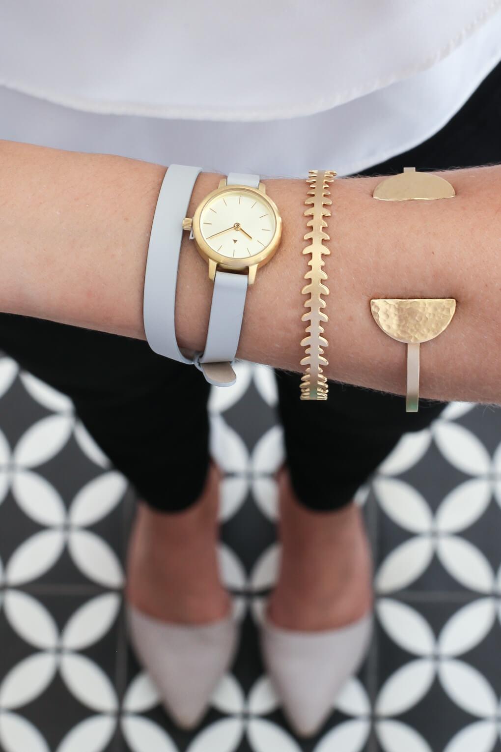 22 mm watch in gold